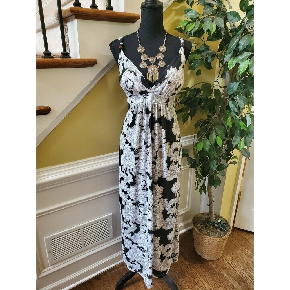 Violet Women's Floral Maxi Dress- Size XL